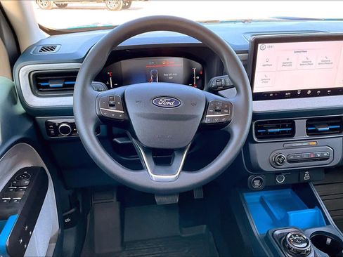 Certified 2025 Ford Maverick XLT image 6