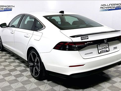 Used 2024 Honda Accord Sport image 8