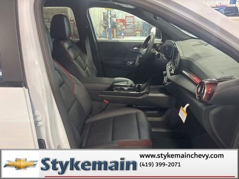 New 2026 Chevrolet Equinox RS w/ Convenience Package III AWD/4WD image 43