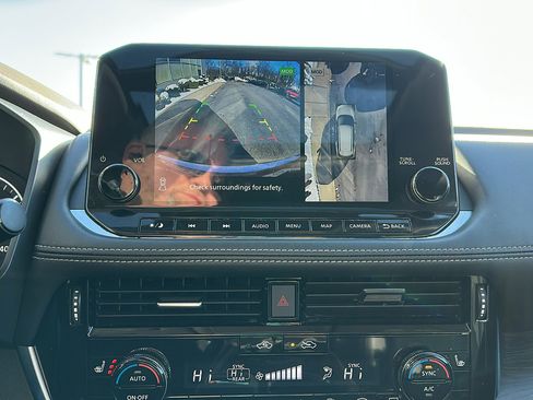 Certified 2021 Nissan Rogue SL w/ Premium Package image 20