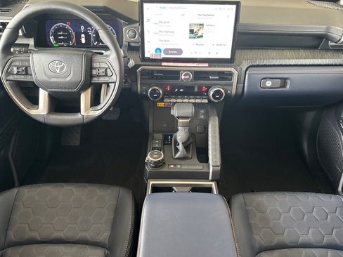 New 2026 Toyota 4Runner Platinum AWD/4WD image 44
