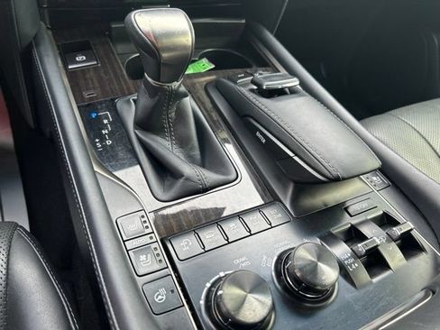 Used 2020 Lexus LX 570 4WD w/ Sport Package image 21