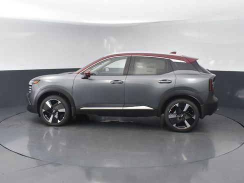 Used 2025 Nissan Kicks SR AWD/4WD image 3