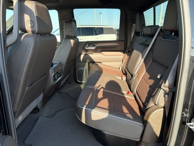 Used 2026 GMC Sierra 2500 Denali w/ Technology Package AWD/4WD image 21