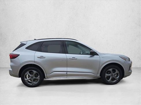 Used 2024 Ford Escape ST-Line AWD/4WD image 4