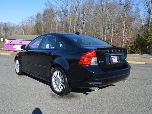 Used 2011 Volvo S40 T5 w/ Preferred Pkg image 6
