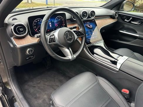 Used 2025 Mercedes-Benz C 300 Sedan image 18