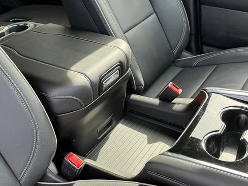 Used 2025 Chevrolet Tahoe Premier image 39