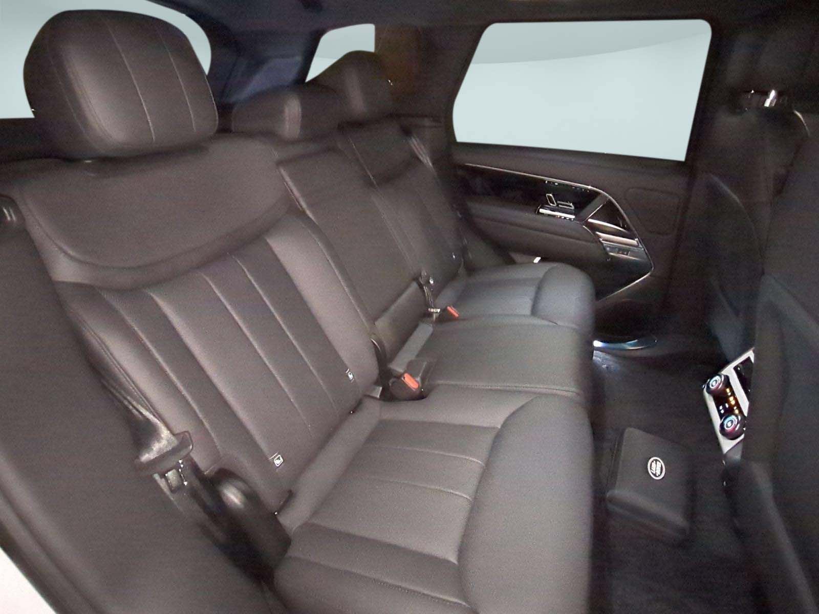 New 2026 Land Rover Range Rover SE AWD/4WD image 29