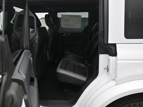 New 2025 Ford Bronco Outer Banks image 18