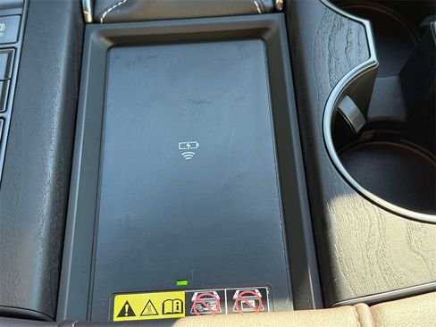 Used 2024 Lexus LX 600 4WD w/ Luxury Package image 25