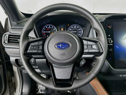 Certified 2025 Subaru Forester Touring AWD/4WD image 11