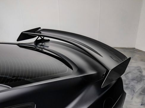 Used 2022 Ford Mustang Shelby GT500 w/ Carbon Fiber Track Pack RWD image 20