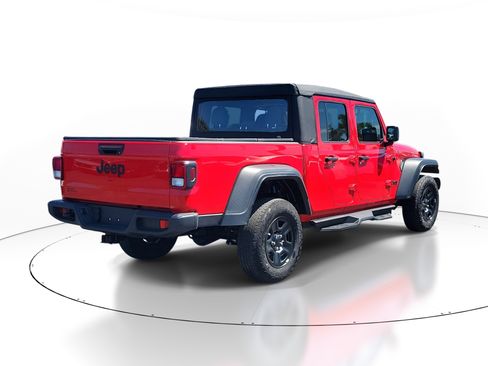 Used 2023 Jeep Gladiator Sport image 6