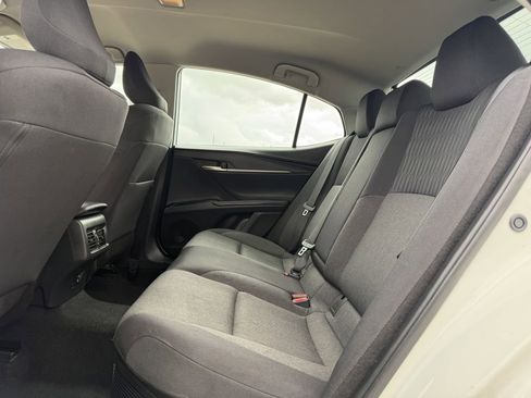 Used 2025 Toyota Camry LE FWD image 28