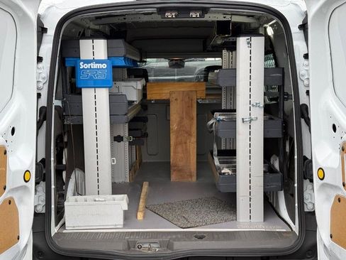 Used 2023 Ford Transit Connect XL image 5