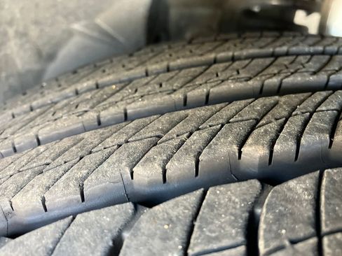 Used 2025 Mercedes-Benz GLE 350 4MATIC image 17