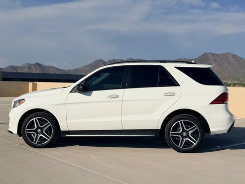Used 2017 Mercedes-Benz GLE 400 4MATIC image 3
