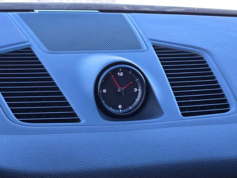 Used 2022 Porsche Cayenne image 21