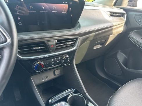 Used 2024 Buick Encore GX Sport Touring image 47