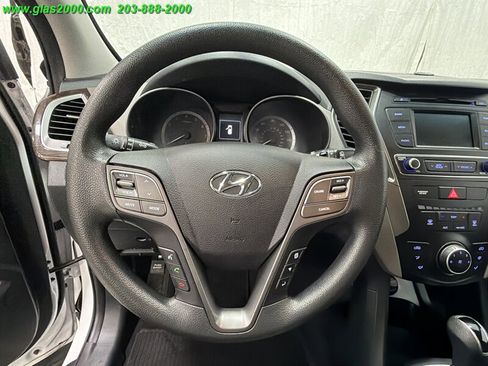 Used 2018 Hyundai Santa Fe Sport FWD image 4