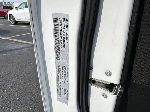 Used 2023 Dodge Charger SXT image 22