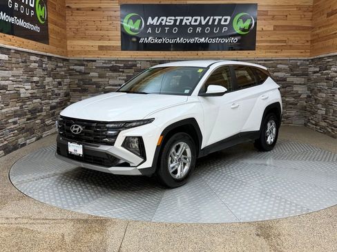 Used 2026 Hyundai Tucson SE image 3