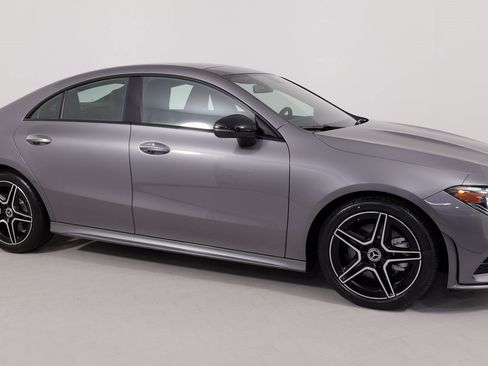 Used 2023 Mercedes-Benz CLA 250 4MATIC image 11