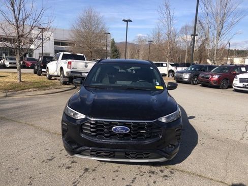 Certified 2024 Ford Escape ST-Line w/ Tech Pack #1 image 2