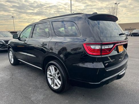 Used 2023 Dodge Durango GT image 5