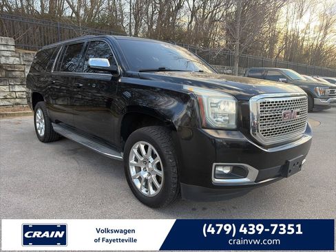 Used 2015 GMC Yukon XL SLT image 1