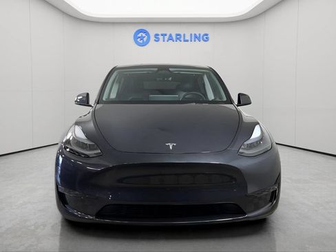 Used 2025 Tesla Model Y Long Range RWD image 15
