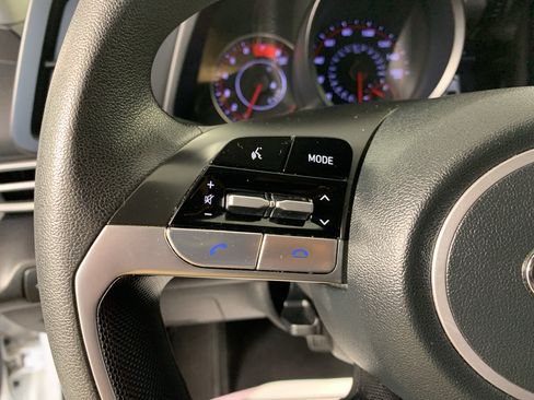 Used 2021 Hyundai Elantra SEL FWD image 18
