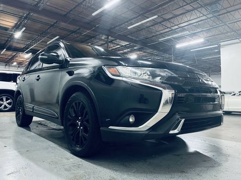 Used 2019 Mitsubishi Outlander LE FWD image 6