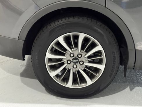 Used 2020 Lincoln Nautilus Reserve image 45