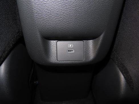 New 2025 Nissan Versa SV w/ Electronics Package FWD image 28