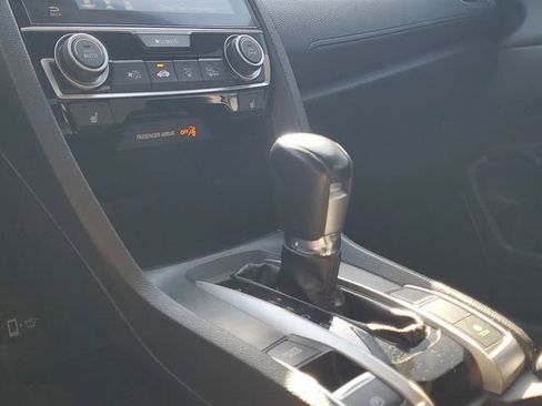 Used 2016 Honda Civic Touring image 27