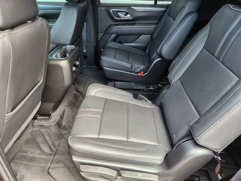 Used 2023 Chevrolet Tahoe RST w/ Luxury Package RWD image 31