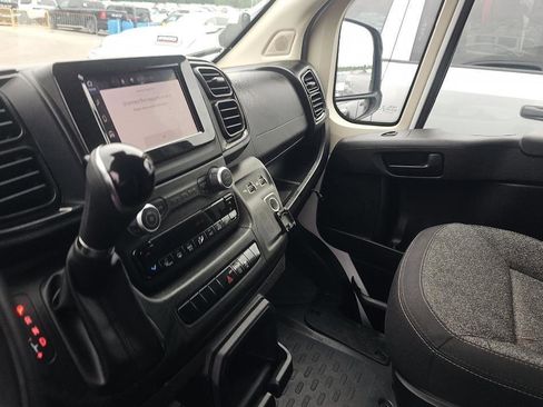 Used 2022 RAM ProMaster 3500 w/ Convenience Group FWD image 7