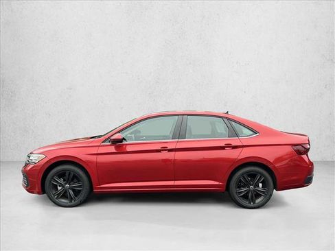 Used 2023 Volkswagen Jetta SE w/ Panoramic Sunroof Package FWD image 9