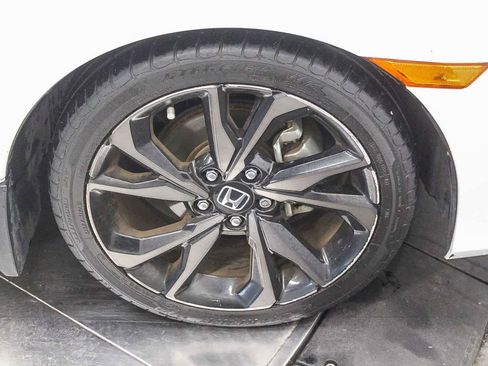Used 2019 Honda Civic Sport image 14