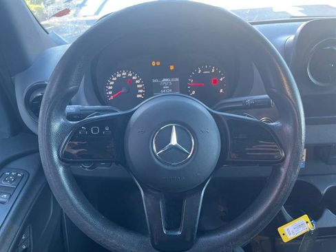 Used 2019 Mercedes-Benz Sprinter 170 image 16