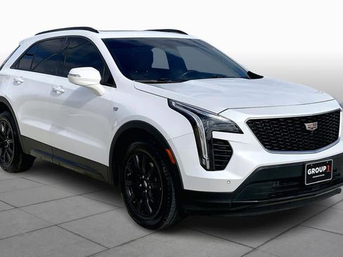 Used 2019 Cadillac XT4 Sport image 3