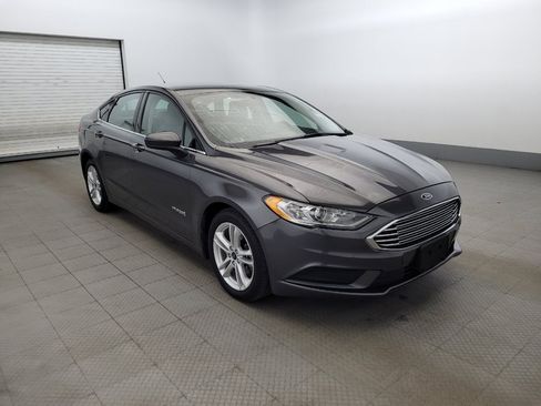 Used 2018 Ford Fusion S image 13
