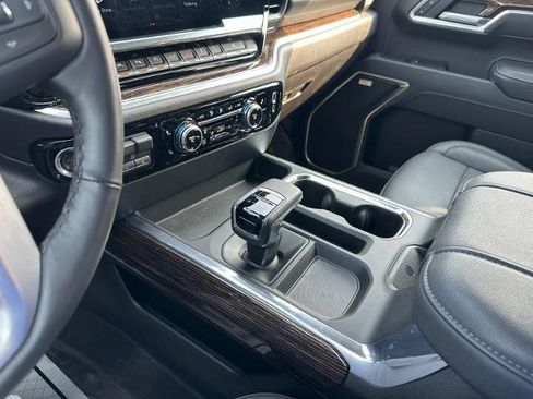 Used 2025 GMC Sierra 1500 Elevation w/ Elevation Premium Package AWD/4WD image 43