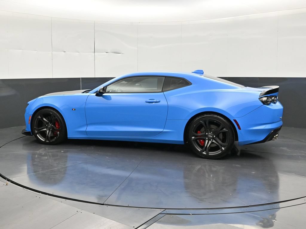 Used 2023 Chevrolet Camaro SS RWD image 2