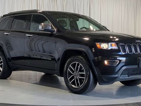 Used 2019 Jeep Grand Cherokee Limited AWD/4WD image 3