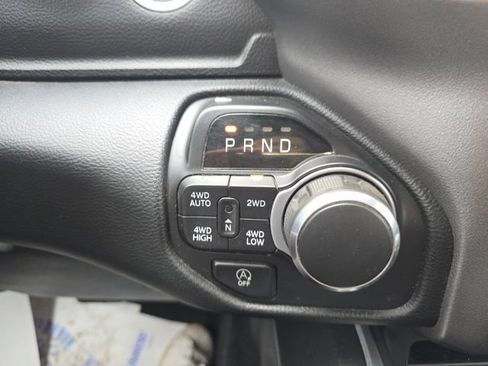 Used 2020 RAM 1500 Big Horn AWD/4WD image 18