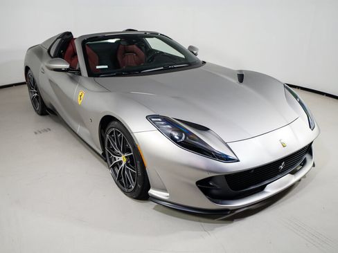 Certified 2022 Ferrari 812 GTS RWD image 6
