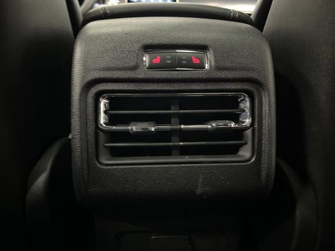 Used 2022 Lincoln Corsair AWD w/ Premium Package image 34